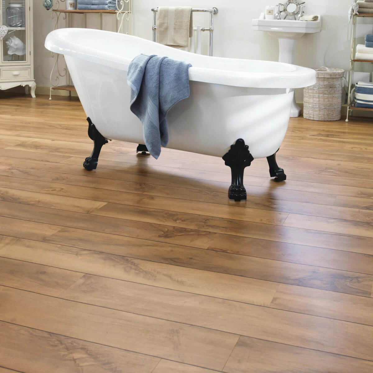 Karndean Van Gogh Gluedown Auckland Oak VGW52T