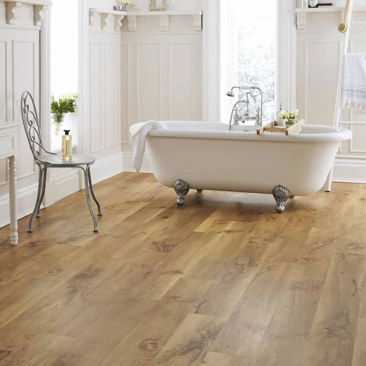 Karndean Van Gogh Gluedown Auckland Oak VGW52T