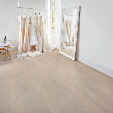Karndean Knight Tile Gluedown Coastal Sawn Oak KP136