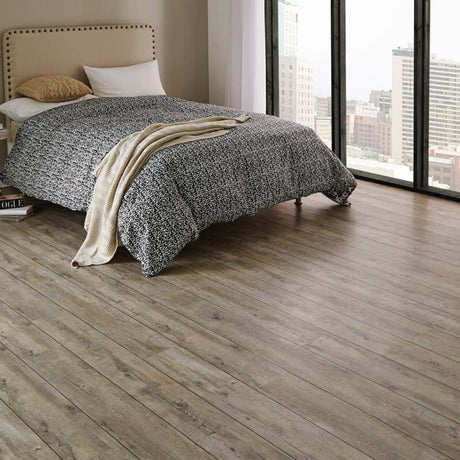 Karndean Van Gogh Gluedown Distressed Oak VGW82T