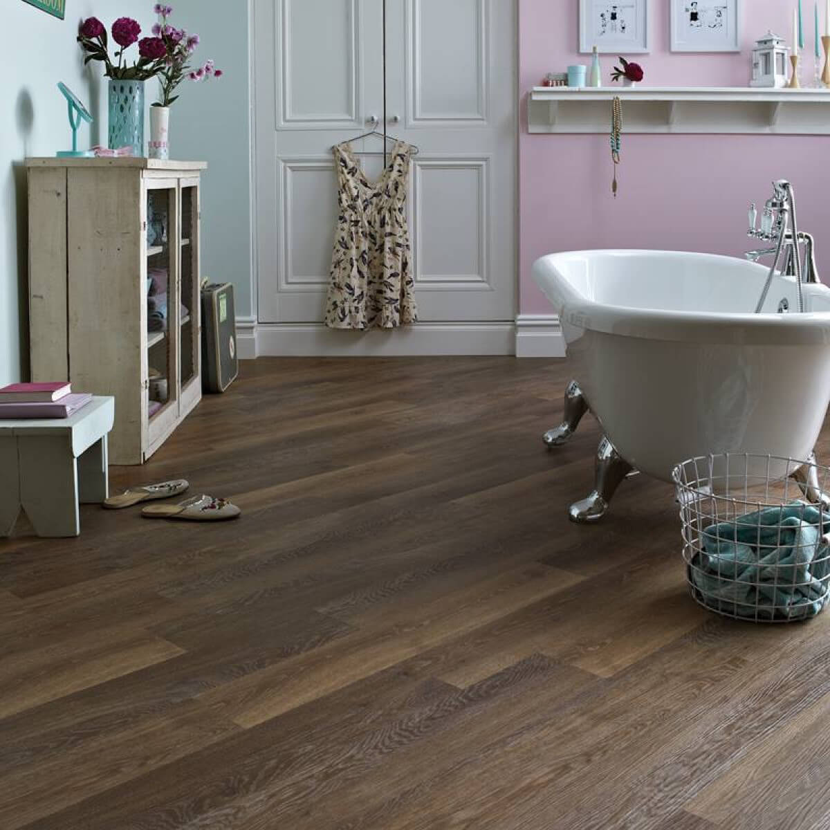 Karndean Knight Tile Gluedown Mid Limed Oak KP96