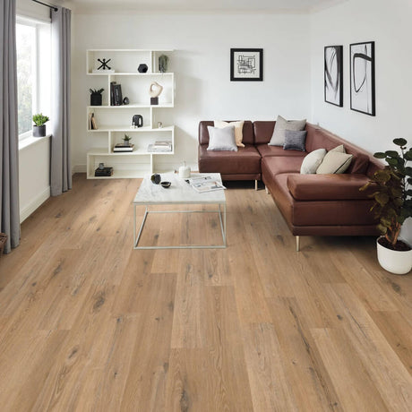 Karndean Knight Tile Gluedown Natural Character Oak KP145