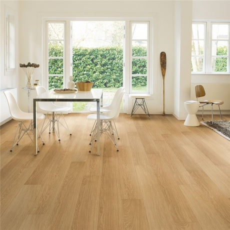 Quickstep Impressive Ultra Natural Varnished Oak