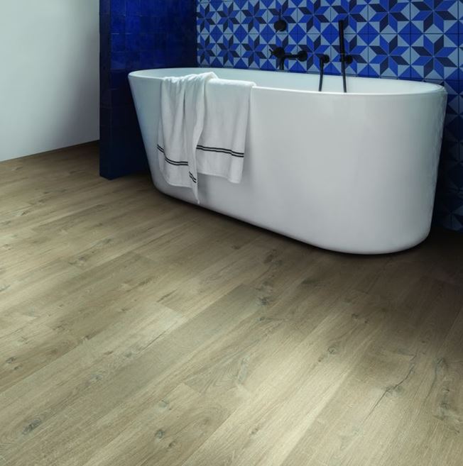 Quickstep Impressive Soft Oak Light Brown