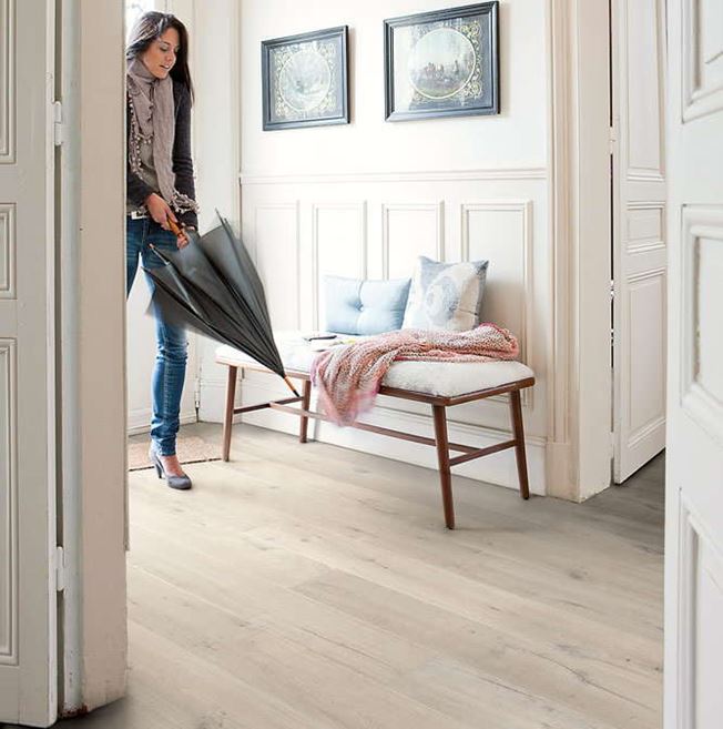 Quickstep Impressive Soft Oak Light