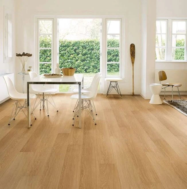 Quickstep Impressive Ultra Natural Varnished Oak