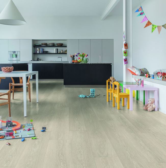 Quickstep Majestic Valley Oak Light Beige