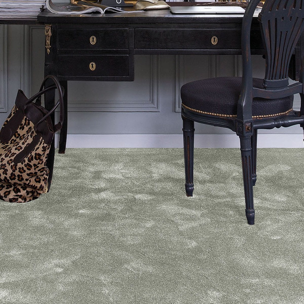 Surprise Carpet