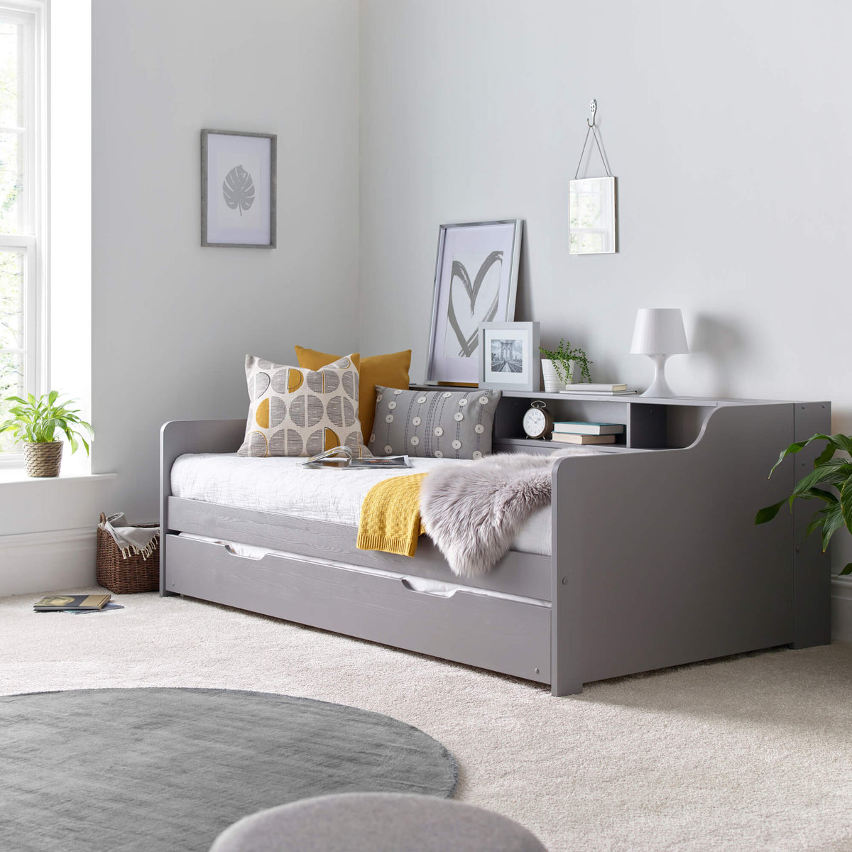 Tyler Guest Bed