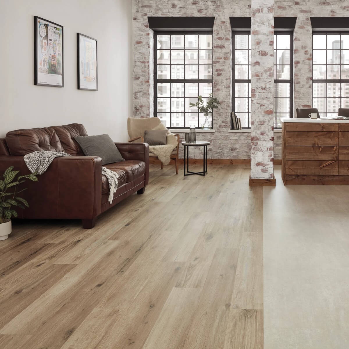 Karndean Knight Tile Gluedown Washed Character Oak KP144