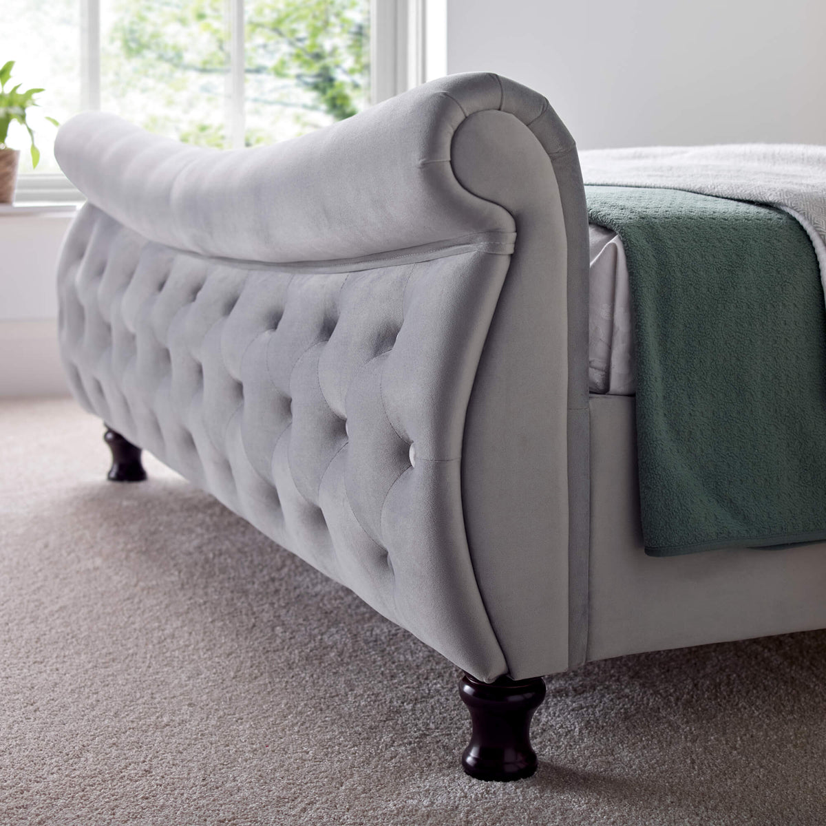 Oxford Velvet Chesterfield Sleigh Bed